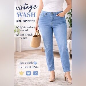 Gloria Vanderbilt Amanda Jeans 10P Petite LightMedium Wash Straight Leg Stretch